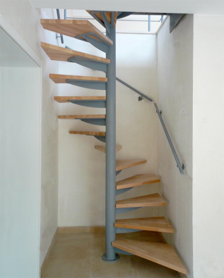 escalier helicoidal carre bois